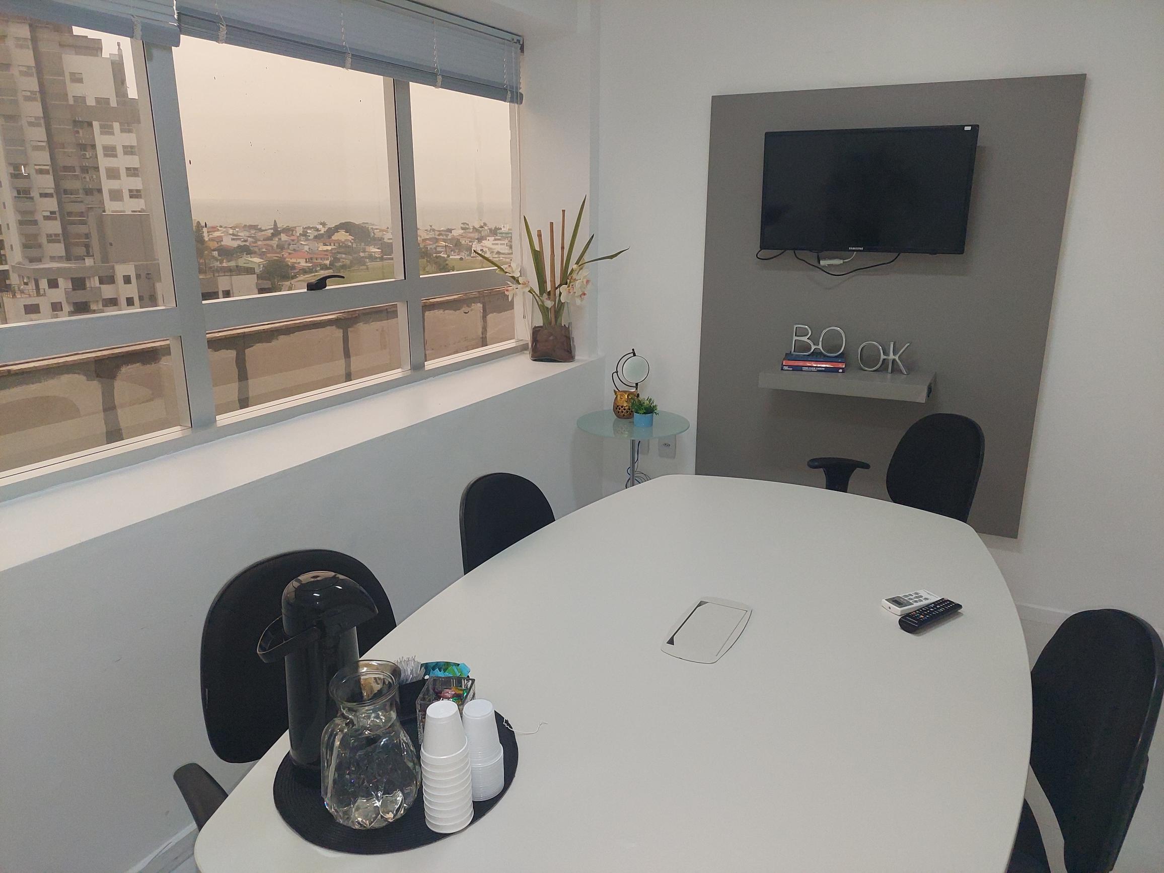 Foto Consultório Embraoffice.jpg